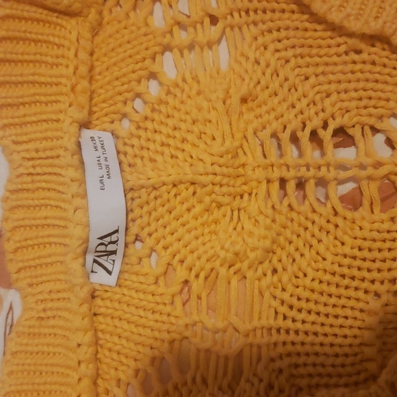 ZARA knitted button up sweater..size large..orange - Picture 2 of 5